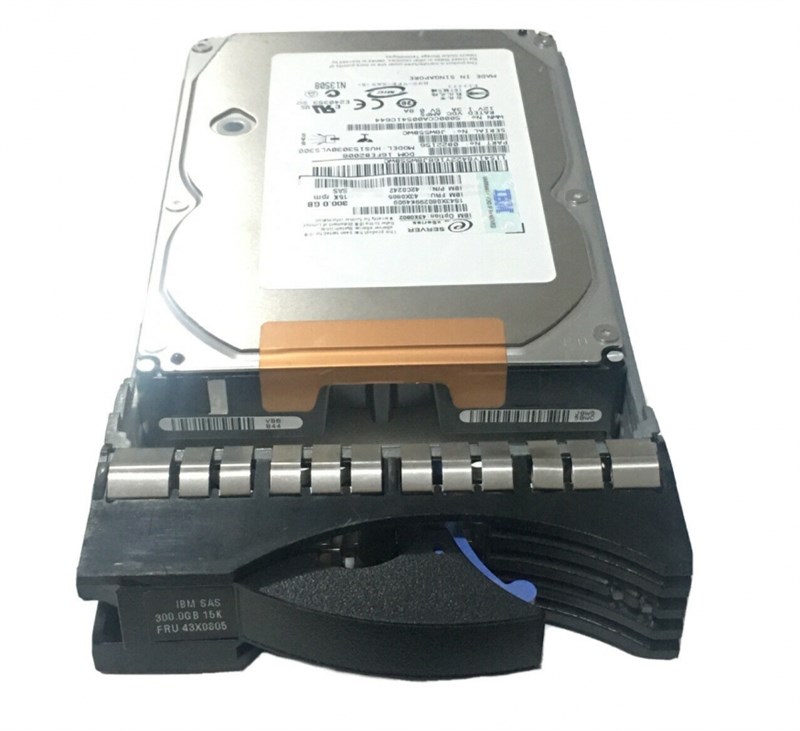 Жесткий диск IBM 0B23464 300Gb SAS 3,5" HDD 0B23464 - фото 33404