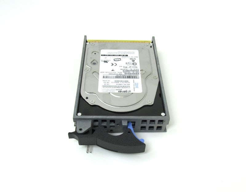 Жесткий диск IBM 80P3911 146Gb U320SCSI 3.5" HDD 80P3911 - фото 36293