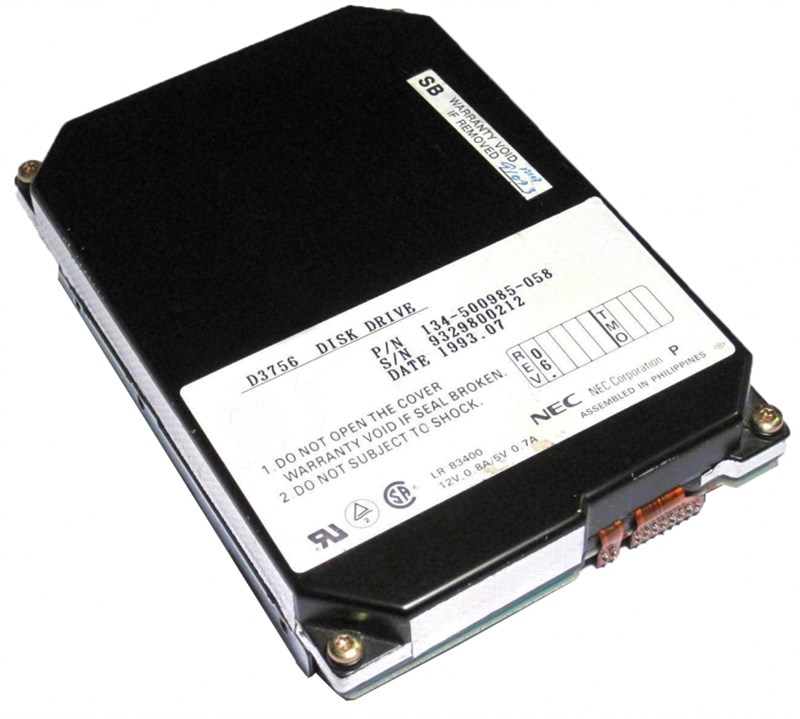 Жесткий диск NEC 9FM066-047 450Gb 15000 SAS 3,5" HDD 9FM066-047 - фото 37274