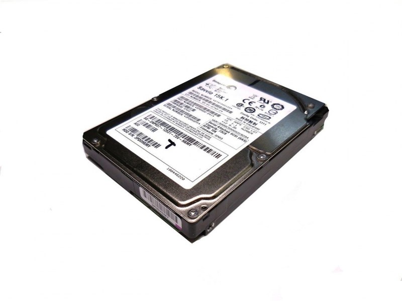 Жесткий диск Lenovo 46U2124 300Gb 10000 SAS 2,5" HDD 46U2124 - фото 37289