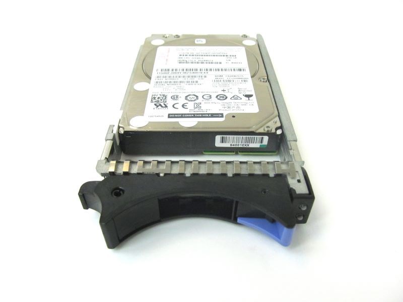 Жесткий диск IBM 00FJ069 1,2Tb 10000 SAS 2,5" HDD 00FJ069 - фото 37605