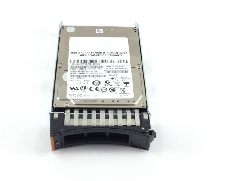 Жесткий диск IBM 41Y8473 300Gb 10000 SAS 2,5" HDD 41Y8473 - фото 37671