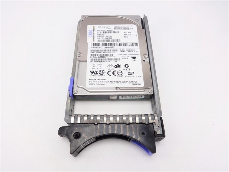 Жесткий диск IBM 26K5849 36Gb 10000 SAS 2,5" HDD 26K5849 - фото 37688